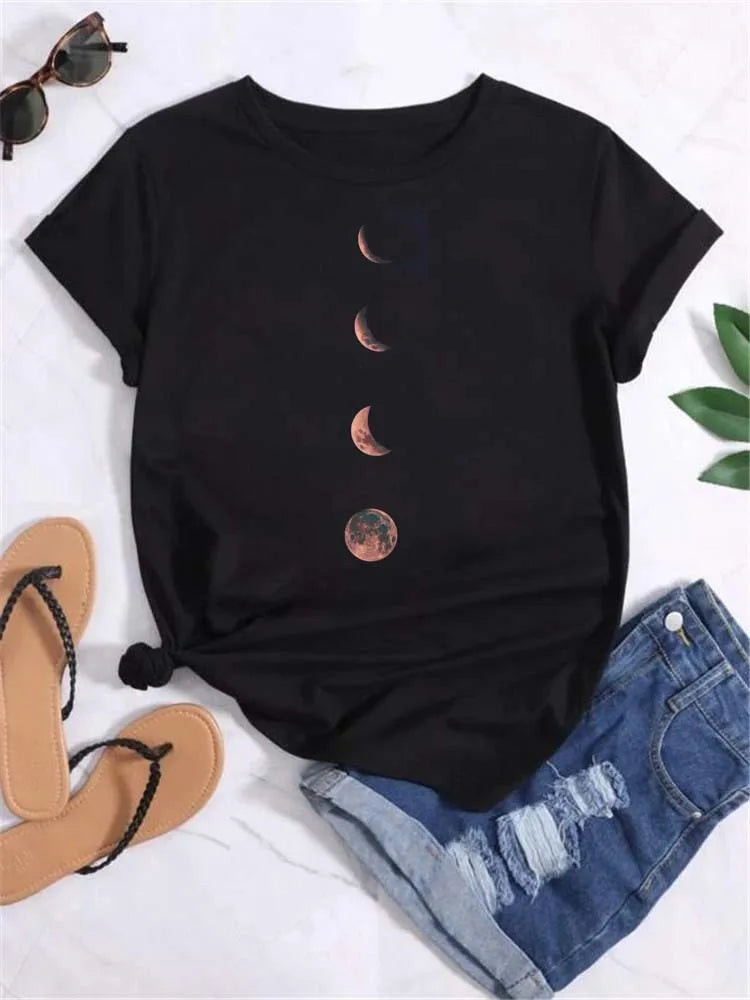 Maycaur T Shirt Women Moon Planet Print Fashion Tee Shirts Casual Round Neck Short Sleeve Streetwear Female T-Shirt Vintage Tops