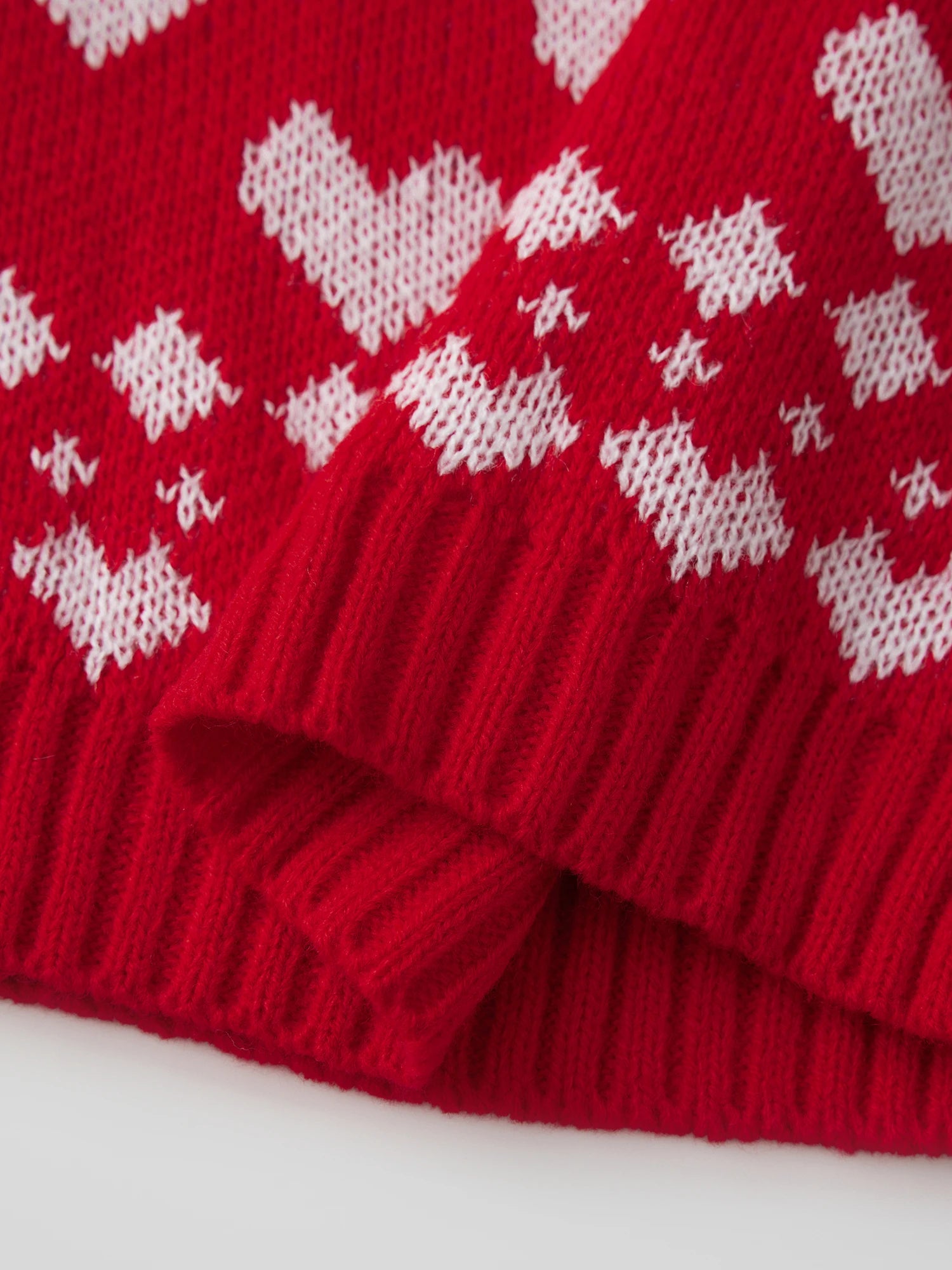 Women s Christmas Reindeer Pattern Knit Cardigan with Long Sleeves and Soft Warmth for Cozy Casual Wear Every Day